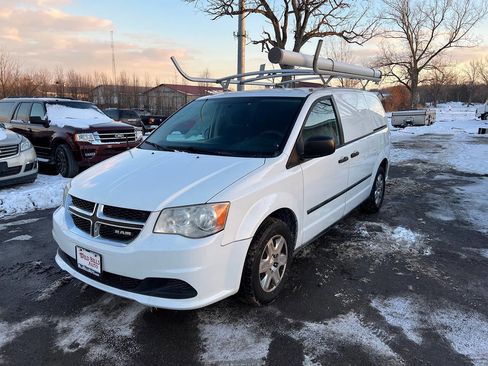 Used 2013 RAM C/V Tradesman image 1