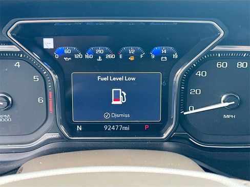 Used 2021 GMC Yukon Denali image 13