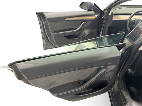 Certified 2023 Tesla Model 3 Standard Range RWD image 10