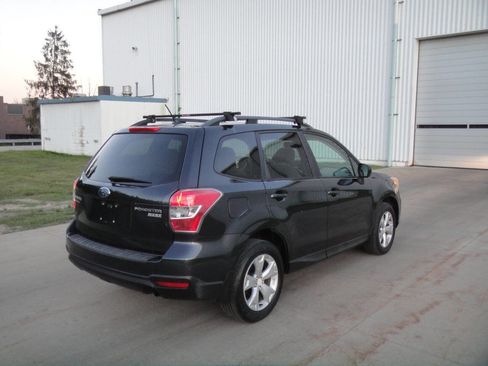 Used 2015 Subaru Forester 2.5i Premium AWD/4WD image 6