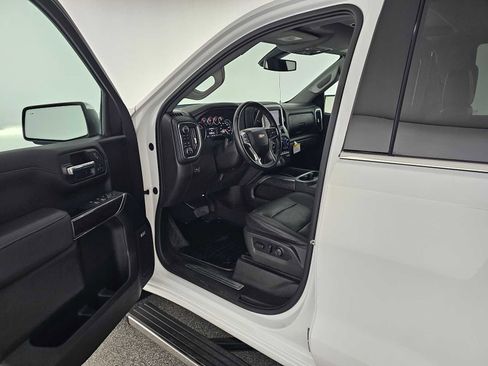 Used 2022 Chevrolet Silverado 1500 LTZ w/ LTZ Premium Package image 19