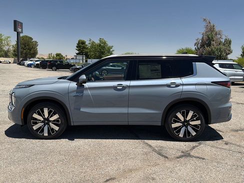 New 2026 Mitsubishi Outlander SEL AWD/4WD image 4