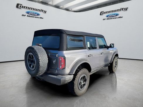 Used 2021 Ford Bronco Badlands image 8