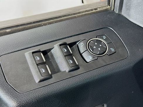 Used 2019 Ford F150 Raptor w/ Equipment Group 802A Luxury image 22