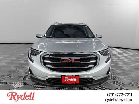 Used 2018 GMC Terrain SLT w/ Preferred Package AWD/4WD image 8