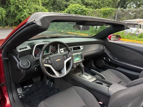 Used 2015 Chevrolet Camaro LT RWD image 21