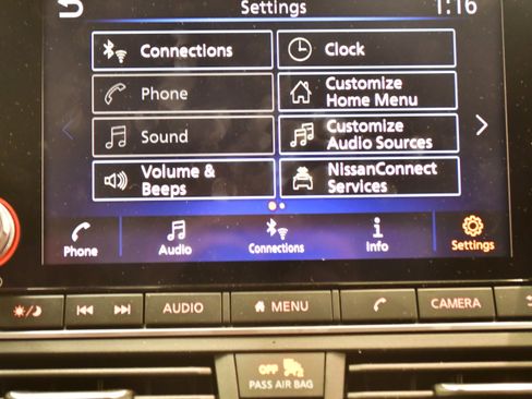 Used 2025 Nissan Altima 2.5 SV image 25