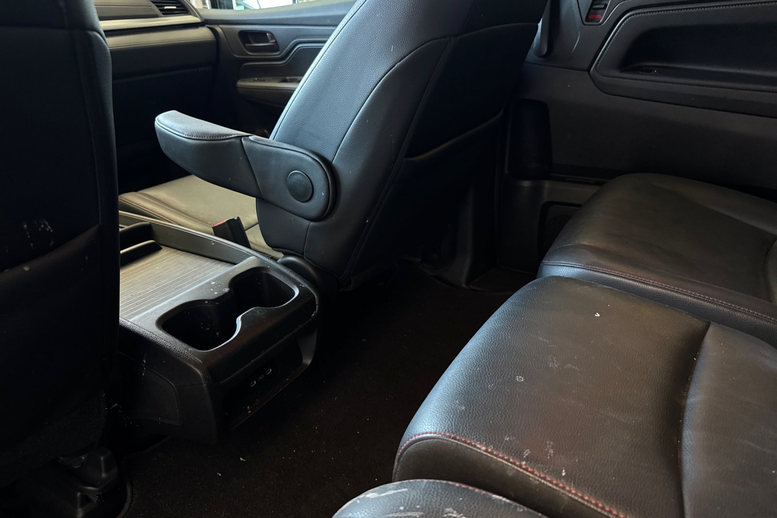 Certified 2025 Honda Odyssey Sport-L image 8