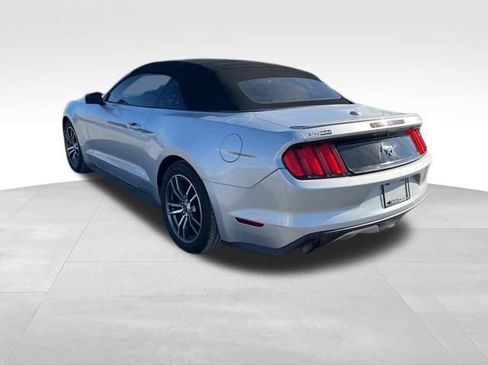 Used 2016 Ford Mustang Premium image 5