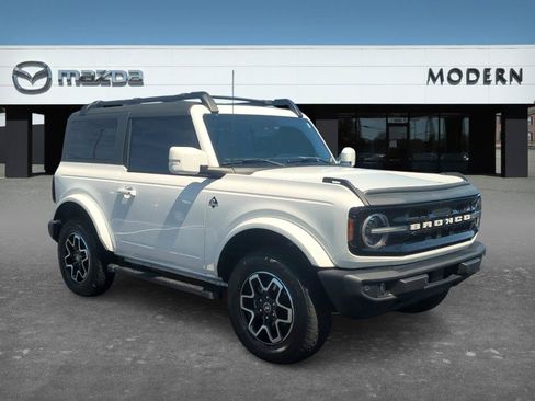 Used 2023 Ford Bronco Outer Banks AWD/4WD image 7