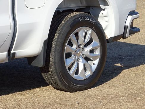 Used 2024 Chevrolet Silverado 1500 Custom image 27