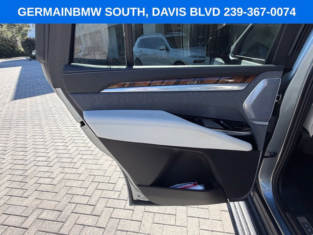 Used 2025 Cadillac Escalade Sport Platinum AWD/4WD image 20