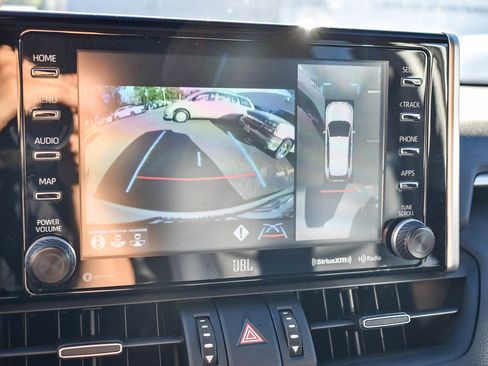 Used 2019 Toyota RAV4 Limited image 25