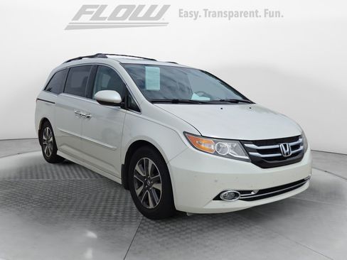 Used 2016 Honda Odyssey Touring Elite image 1