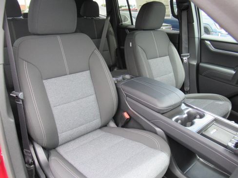 New 2026 GMC Acadia Elevation FWD image 9
