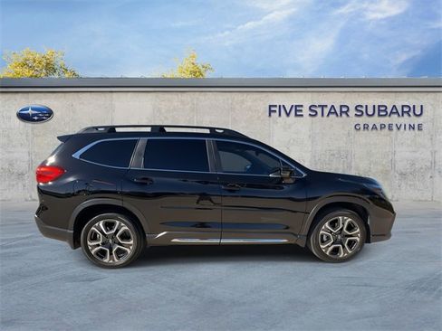 Used 2025 Subaru Ascent Limited image 9