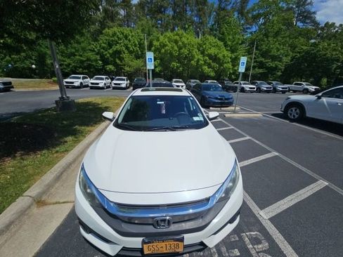 Used 2016 Honda Civic EX image 5