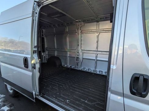 New 2026 RAM ProMaster 2500 w/ Convenience Group FWD image 31