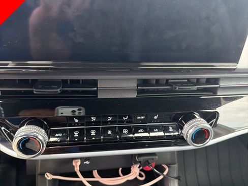 Used 2024 Honda Prologue Touring image 11