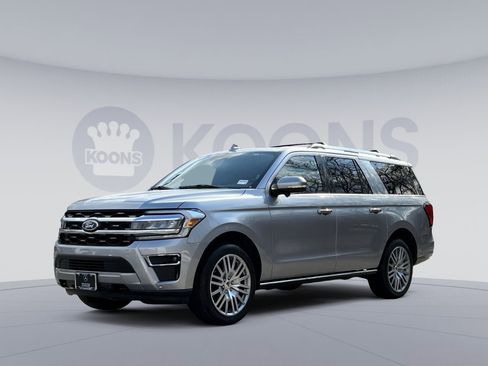 Used 2023 Ford Expedition Max Limited image 1