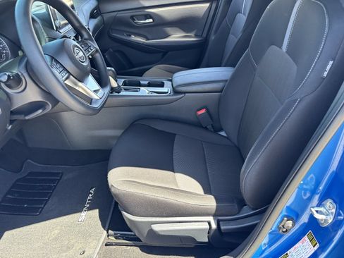 Used 2024 Nissan Sentra SV FWD image 18