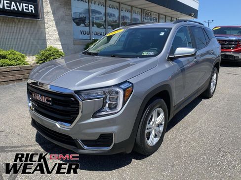 Used 2023 GMC Terrain SLE w/ Driver Convenience Package AWD/4WD image 1