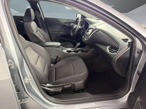 Used 2024 Chevrolet Malibu LT FWD image 23