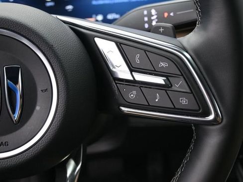 Used 2025 Buick Enclave Preferred FWD image 6