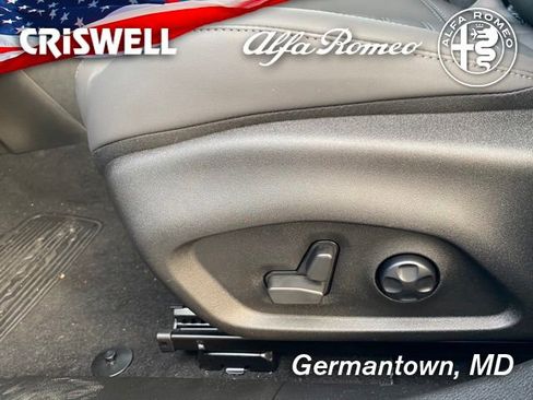 New 2024 Alfa Romeo Tonale Veloce image 21