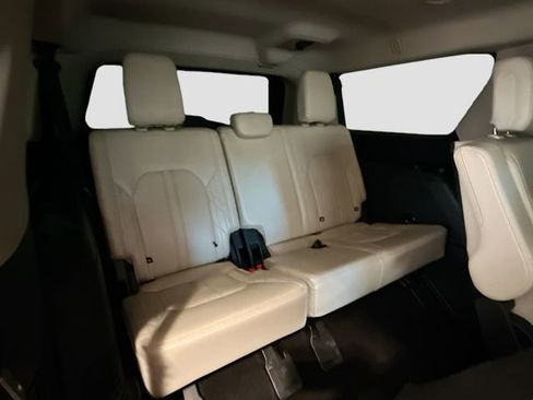 Used 2021 Ford Expedition Max Platinum image 24