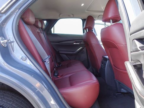 Certified 2025 MAZDA CX-30 AWD 2.5 S w/ Preferred Package image 16