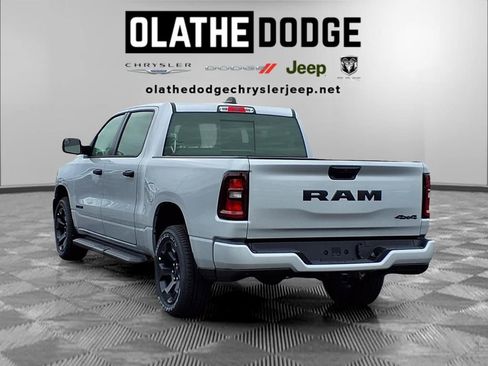 New 2026 RAM 1500 Express AWD/4WD image 3