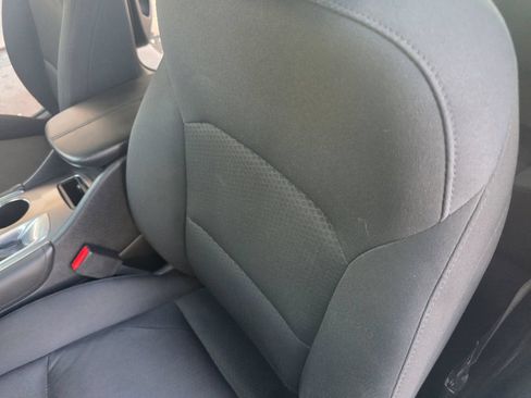 Used 2016 Chevrolet Malibu LT FWD image 19