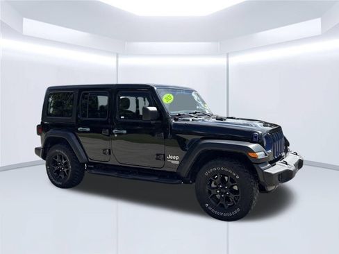 Used 2021 Jeep Wrangler Unlimited Sport AWD/4WD image 3