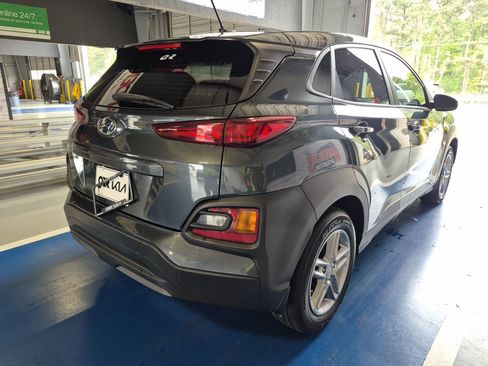 Used 2021 Hyundai Kona SE w/ Cargo Package FWD image 6