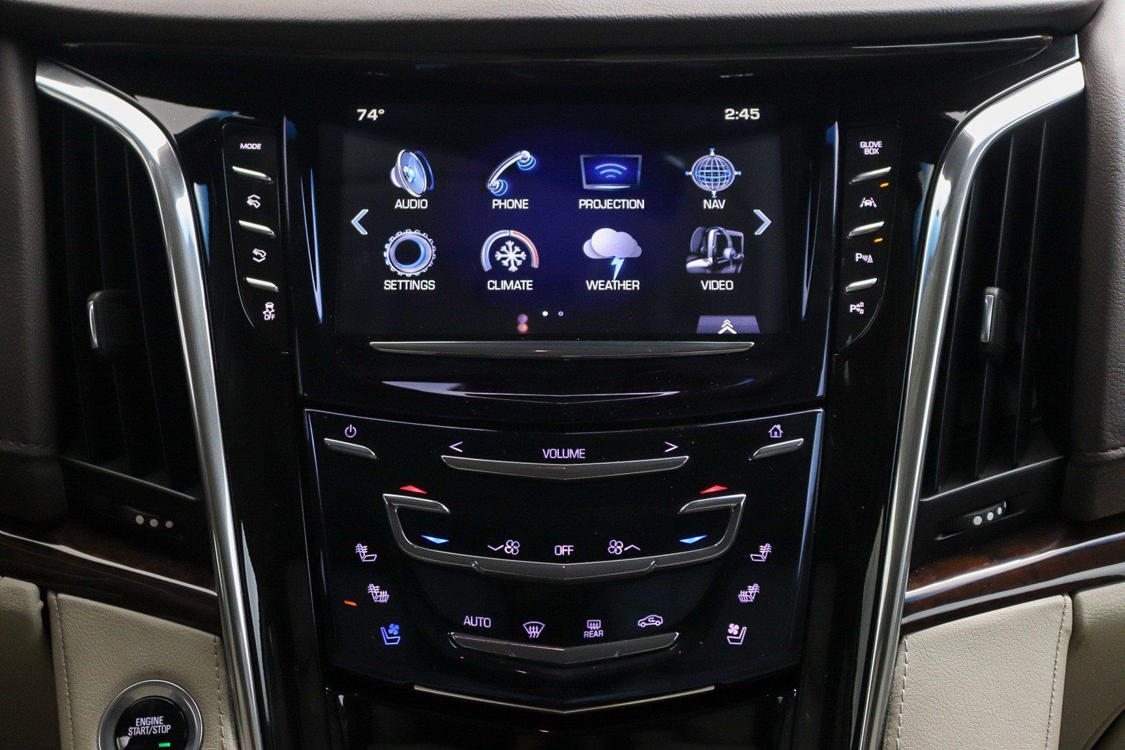 Used 2017 Cadillac Escalade Premium Luxury AWD/4WD image 25