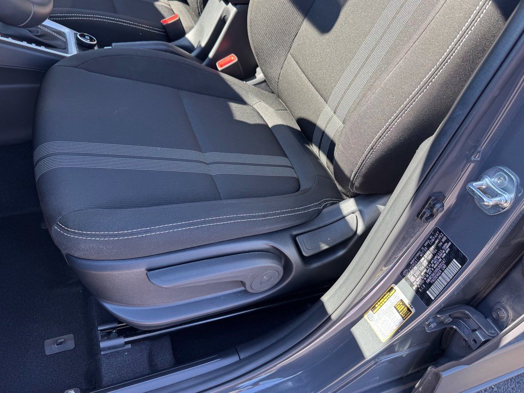 Used 2024 Hyundai Venue SEL FWD image 30
