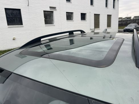 Used 2018 Subaru Forester 2.5i Premium w/ All-Weather Package image 10