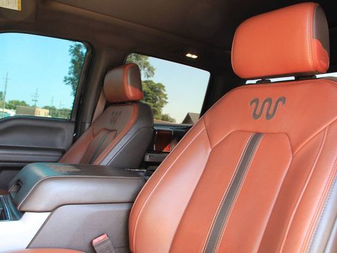 Used 2019 Ford F350 King Ranch w/ King Ranch Ultimate Package AWD/4WD image 25