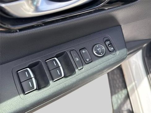 Used 2023 Honda CR-V EX-L image 18