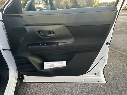 New 2026 Nissan Kicks S FWD image 14