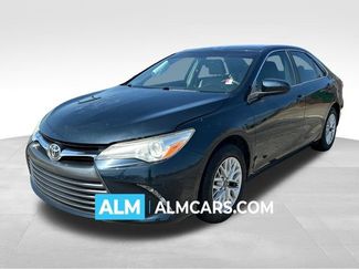 Used 2017 Toyota Camry LE FWD video 1