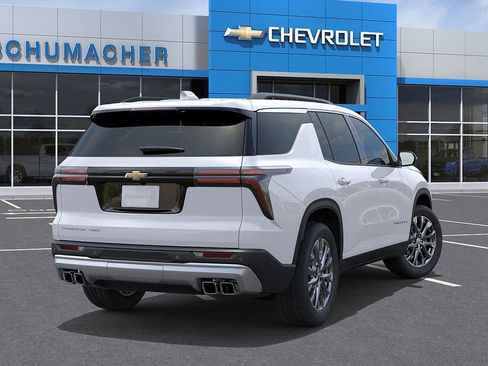 New 2026 Chevrolet Traverse LT w/ Sun and Wheel Package image 4