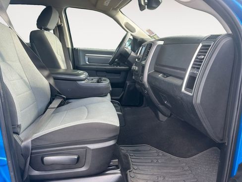 Used 2022 RAM 1500 Classic SLT w/ Protection Group image 10