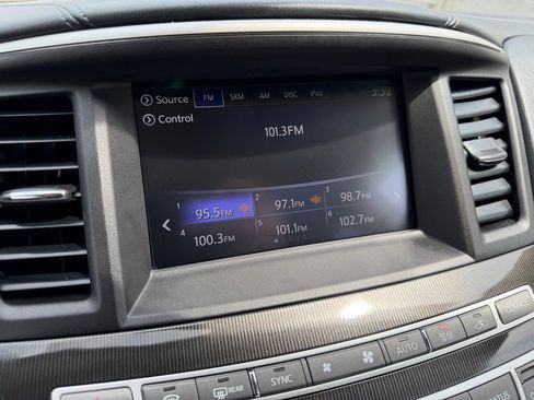 Used 2019 INFINITI QX60 Luxe w/ Essential Package AWD/4WD image 16