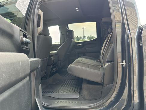 Used 2021 Chevrolet Silverado 1500 LT w/ Z71 Off-Road Package AWD/4WD image 10