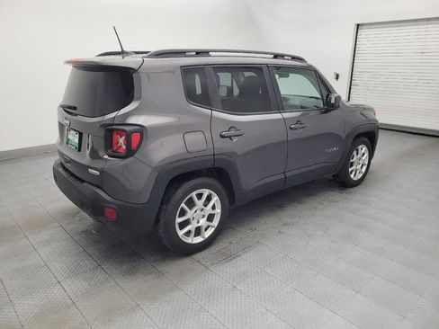 Used 2021 Jeep Renegade Latitude FWD image 10