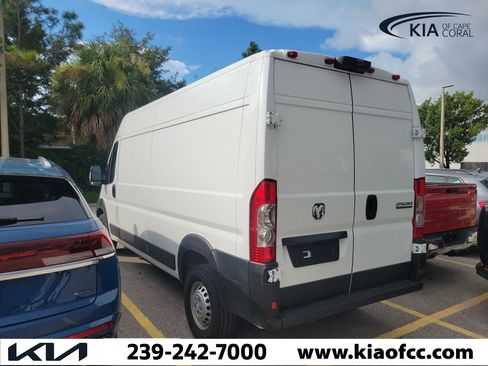 Used 2026 RAM ProMaster 2500 w/ Convenience Group FWD image 6
