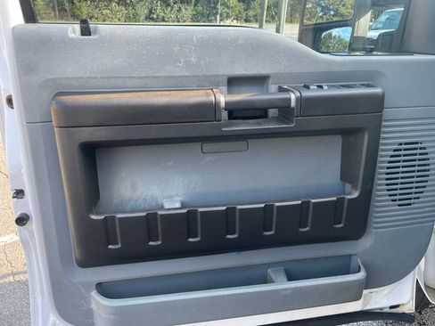 Used 2014 Ford F350 XL image 12