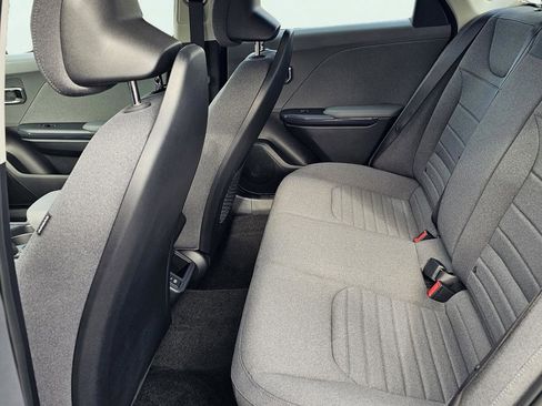 New 2025 Kia K4 EX image 30